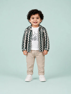 BloomUp Green Zigzag Print Jacket, White Graphic T-Shirt & Beige Pant Set for Kids – Smart Casual 3-Piece Outfit for Boys & Girls