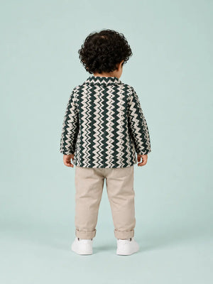 BloomUp Green Zigzag Print Jacket, White Graphic T-Shirt & Beige Pant Set for Kids – Smart Casual 3-Piece Outfit for Boys & Girls