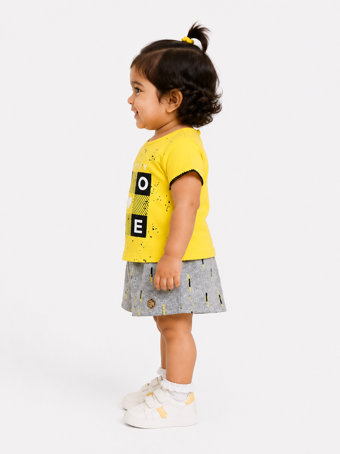 Girls Yellow Short Sleeved Graphic Soft Cotton Clothing Set BloomUp